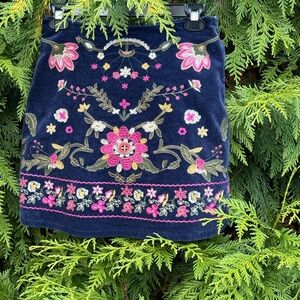 Harper Heritage Navy Corduroy Embroidered Navy Miniskirt, size small